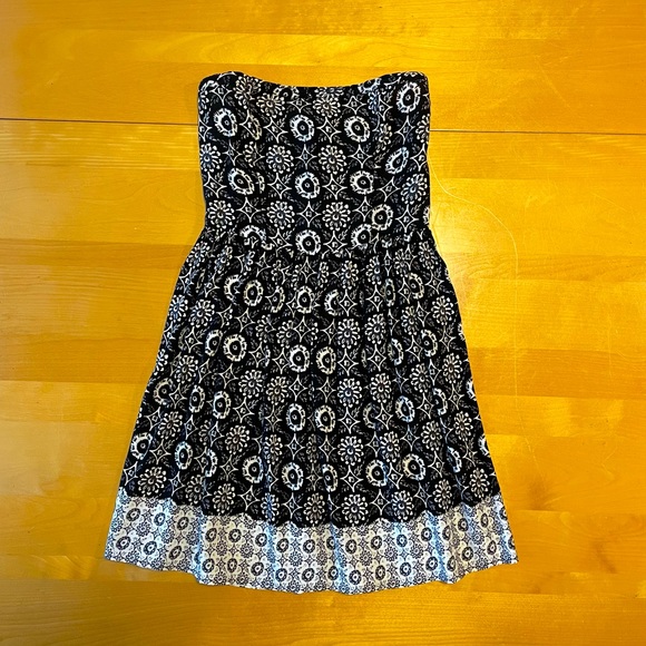 abercrombie kids Other - Abercrombie Kids Strapless Dress - Size Medium